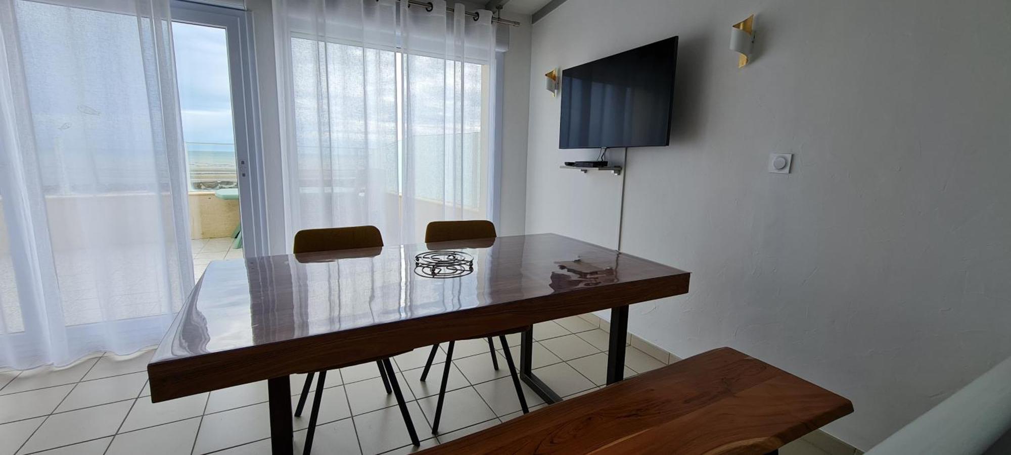 Relais Des Iles Saint Marcouf Villa Room photo